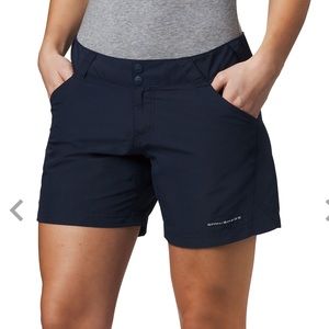Columbia Women’s PFG Coral Point II Shorts navy